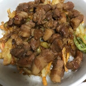 ルーローハン（魯肉飯）